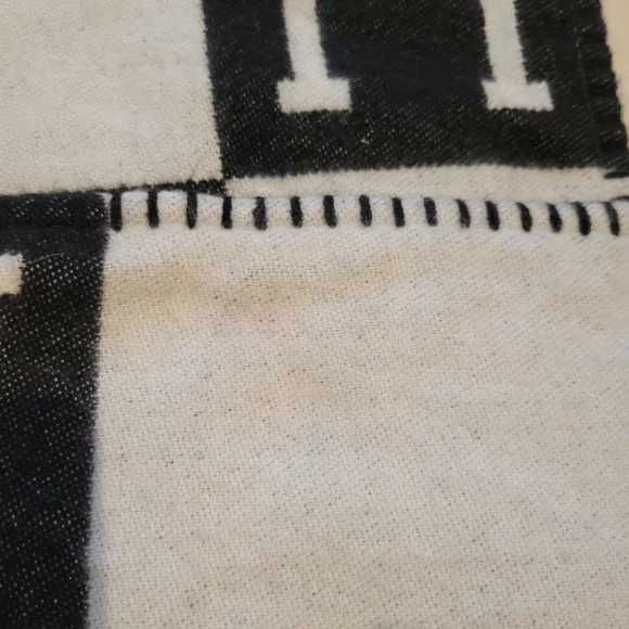 H-ermes Inspired Pillow Case Wool Blend - Picture 4 of 8